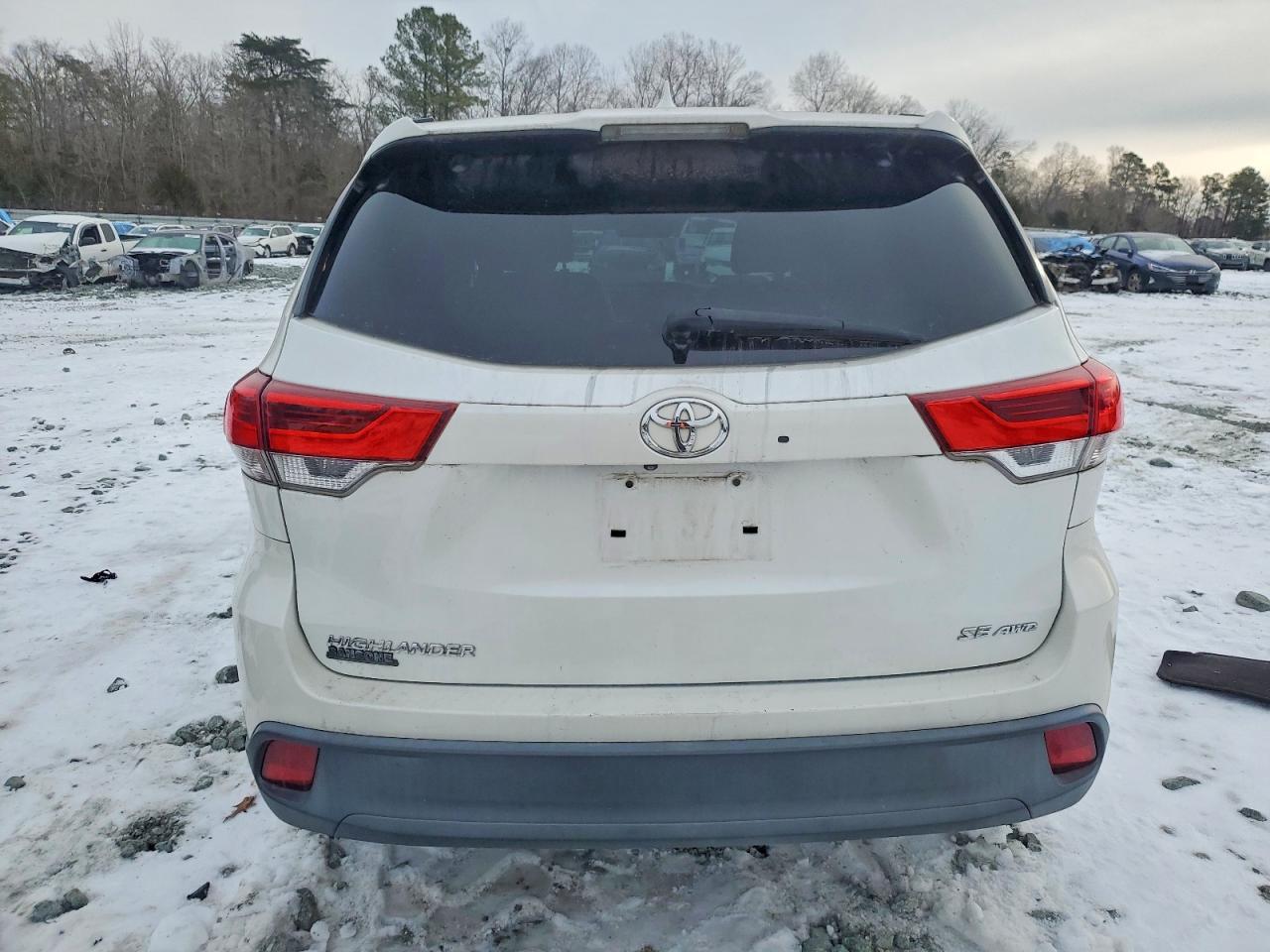 2018 TOYOTA HIGHLANDER