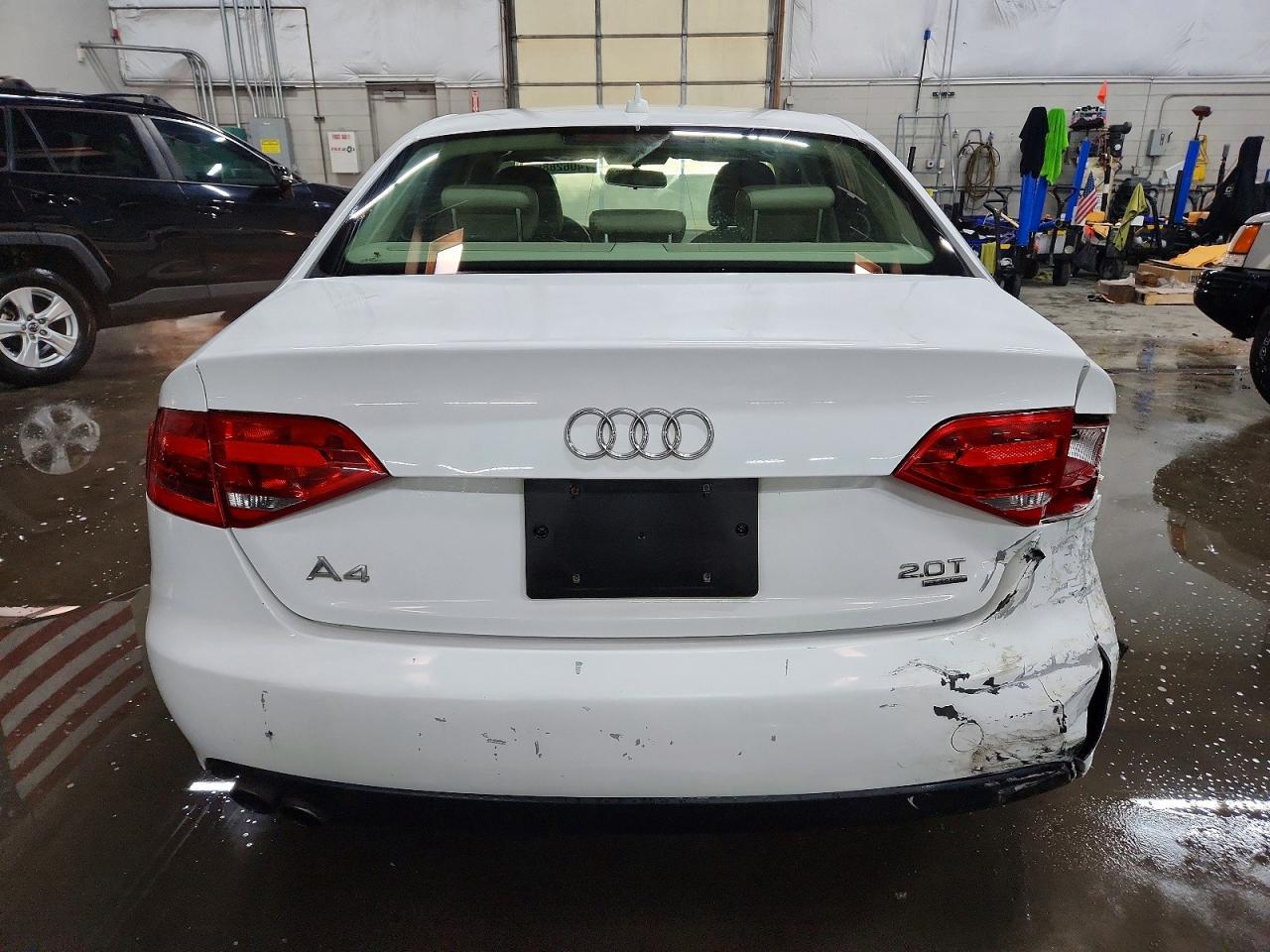 2010 AUDI A4