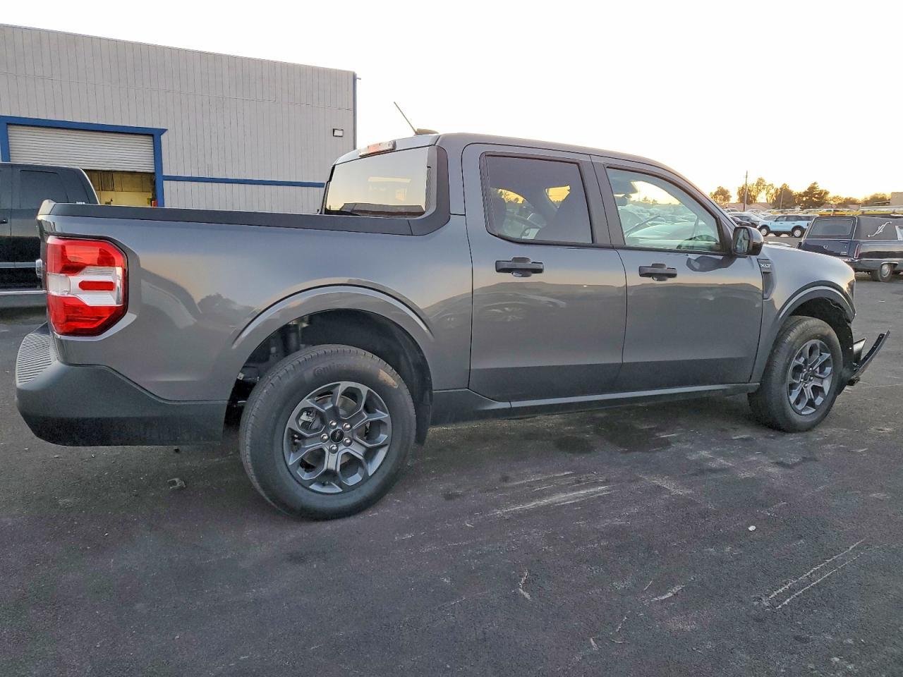2025 FORD Maverick