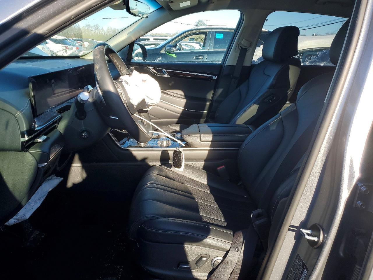 2025 GENESIS GV80