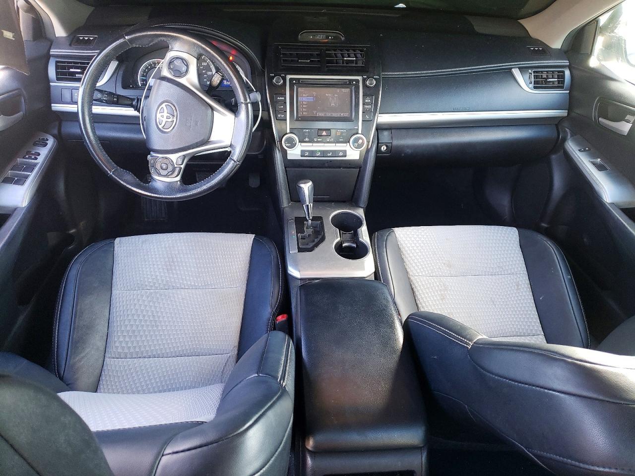 2014 TOYOTA CAMRY