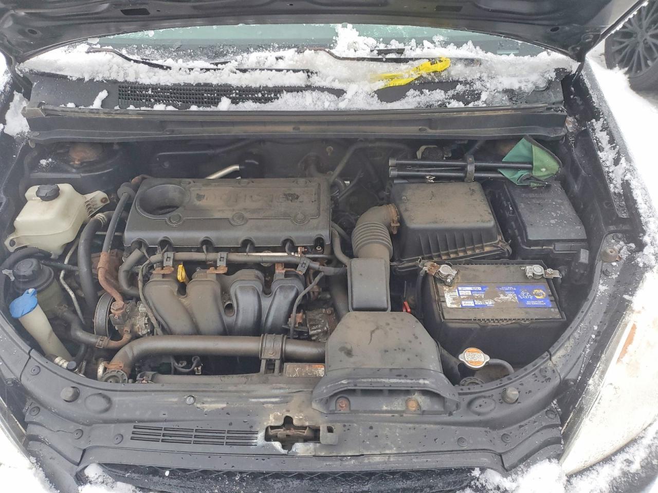 2010 KIA RONDO