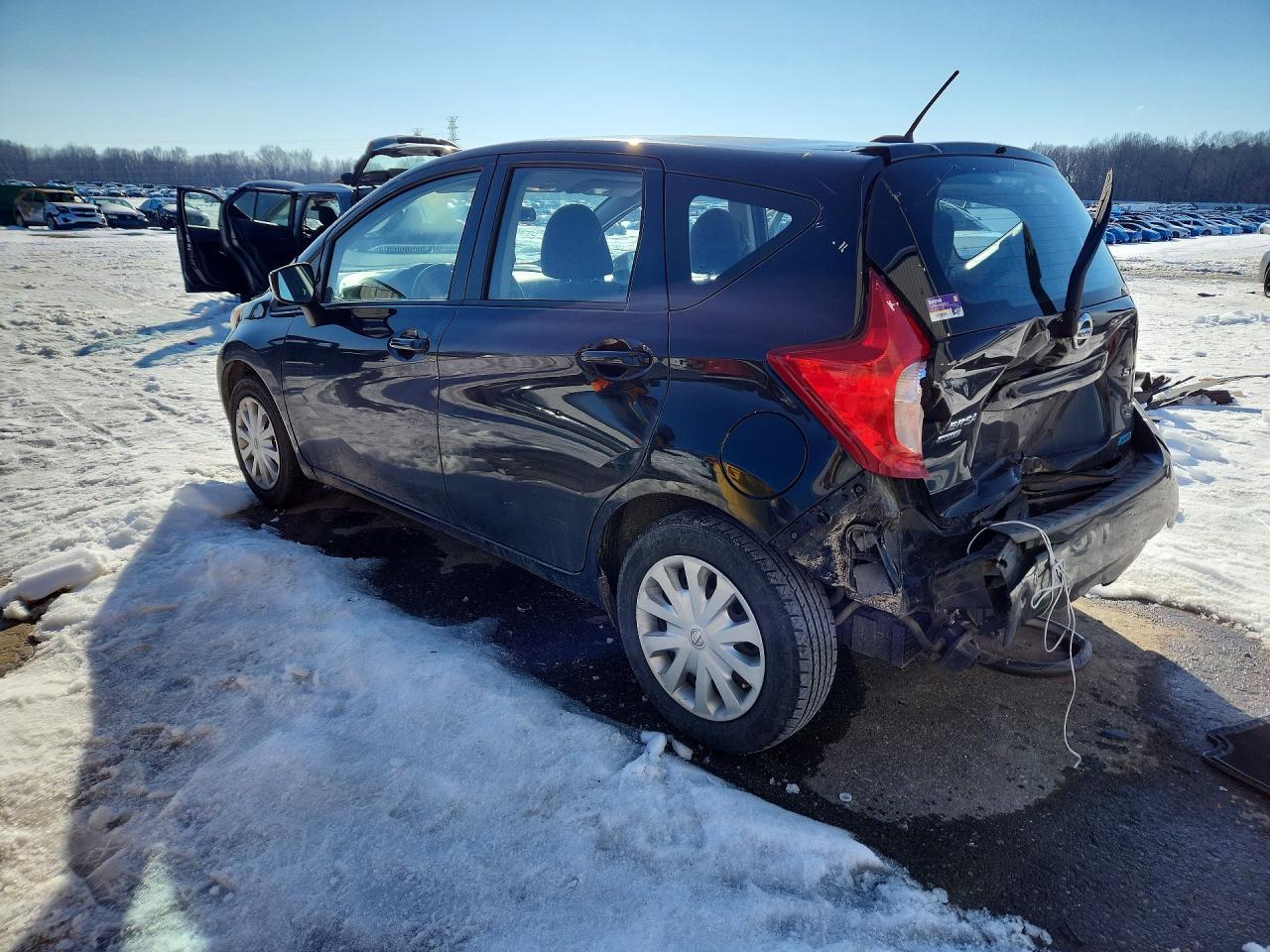 2015 NISSAN Versa Note