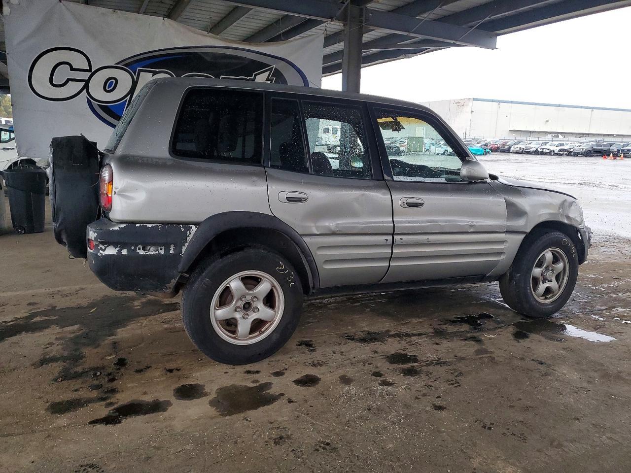 2000 TOYOTA RAV4