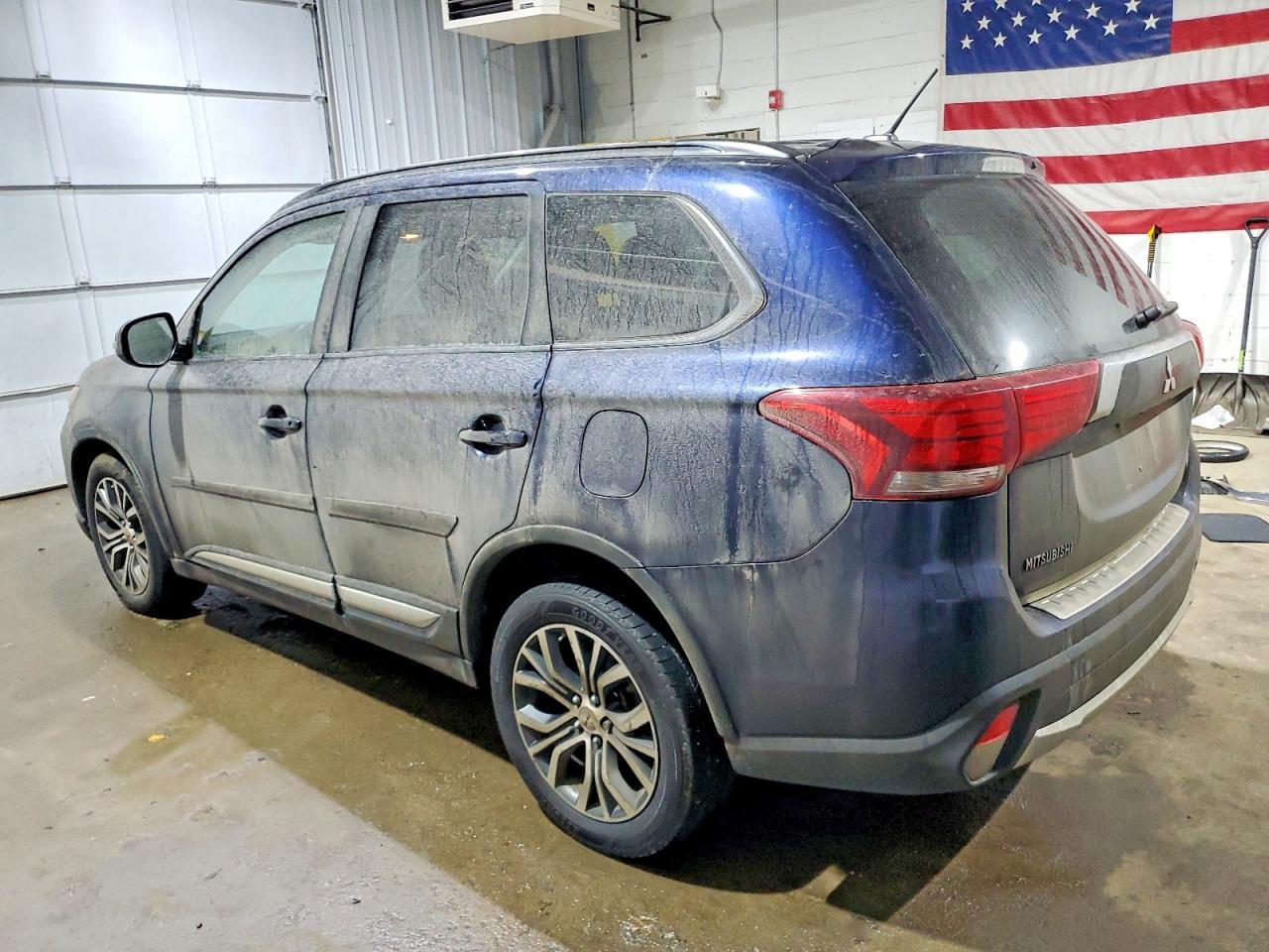 2016 MITSUBISHI outlander