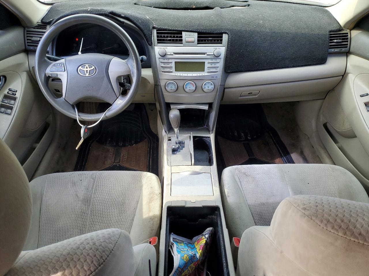 2011 TOYOTA CAMRY