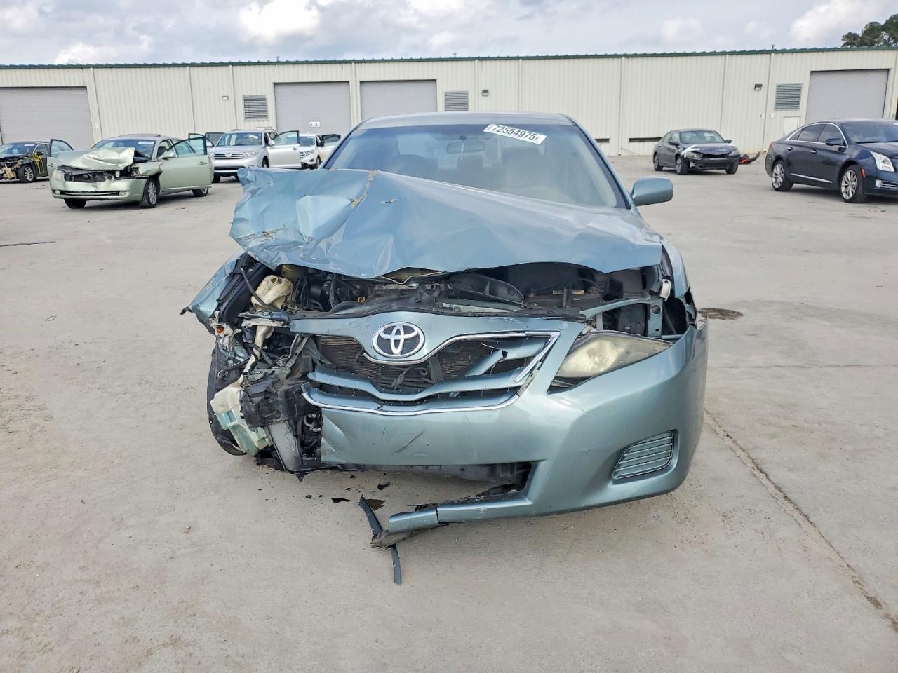 2010 TOYOTA CAMRY