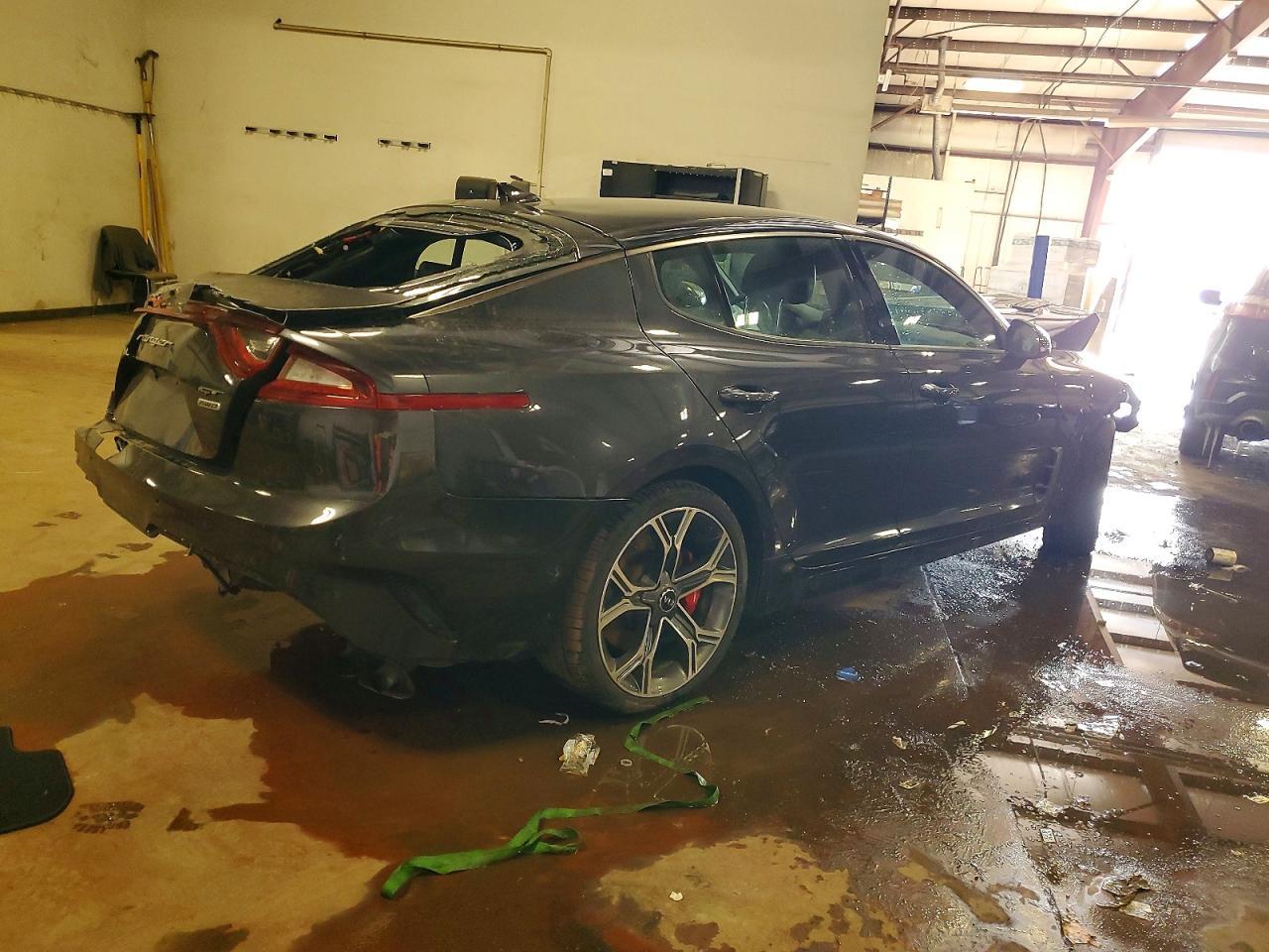 2020 KIA Stinger