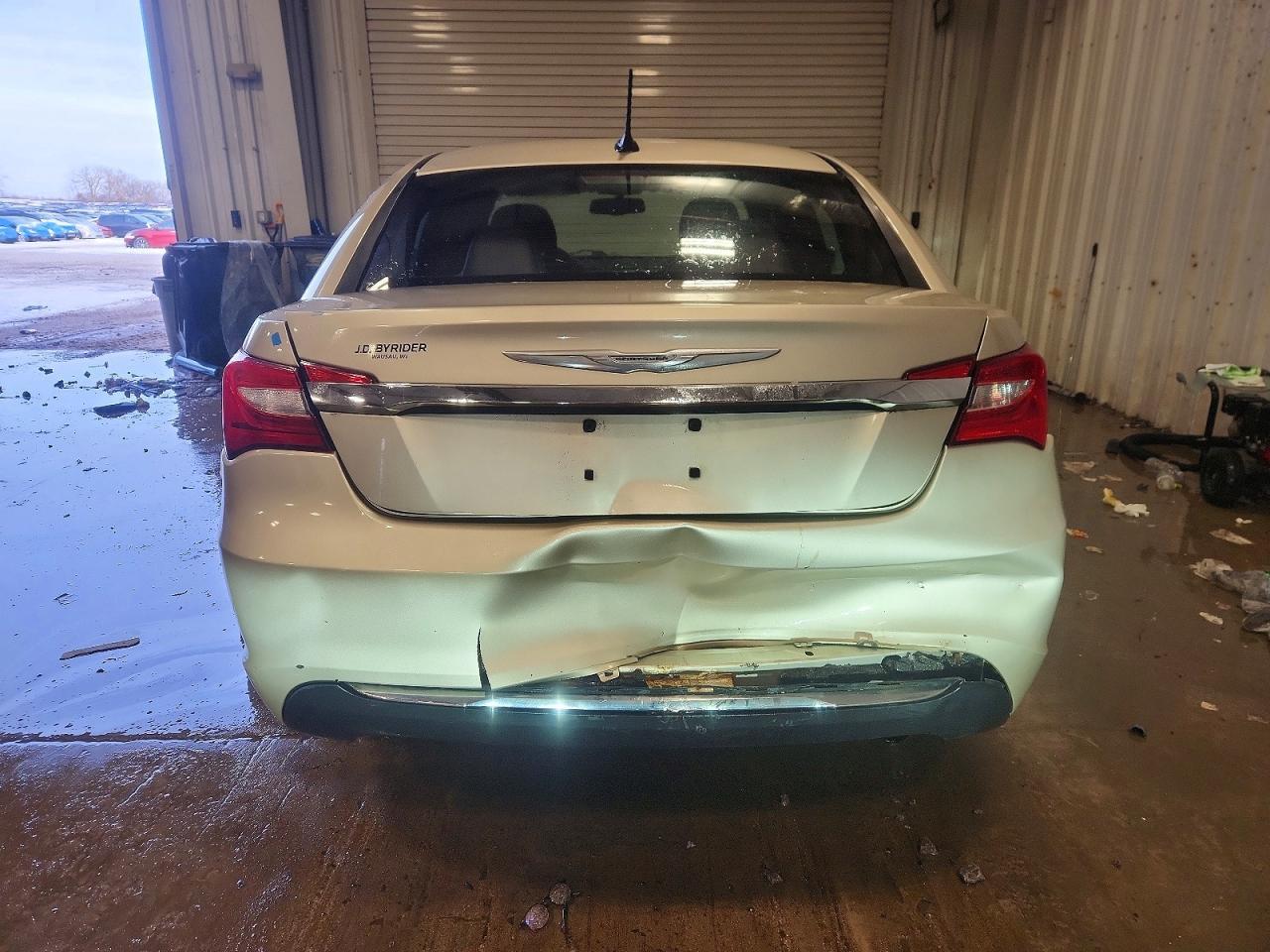 2014 CHRYSLER 200