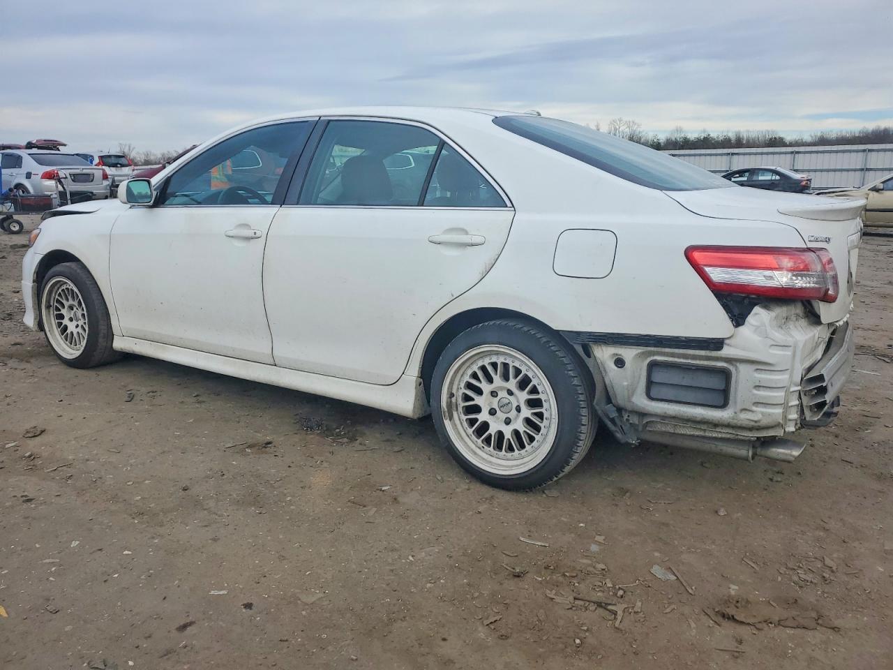 2010 TOYOTA CAMRY
