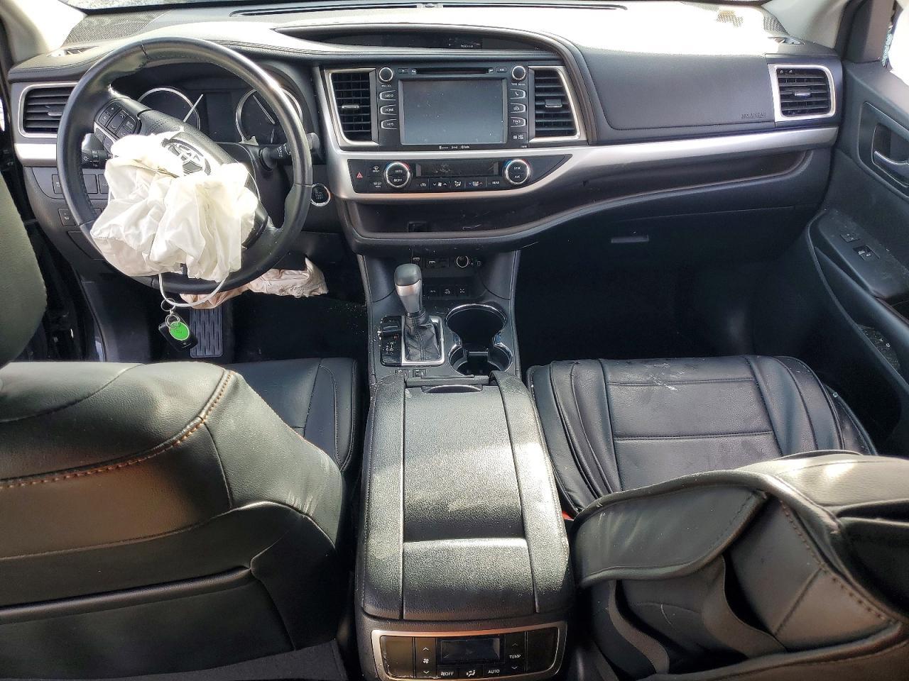 2019 TOYOTA HIGHLANDER