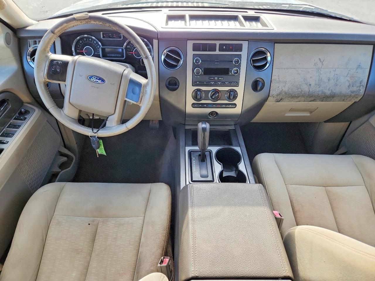 2010 FORD Expedition
