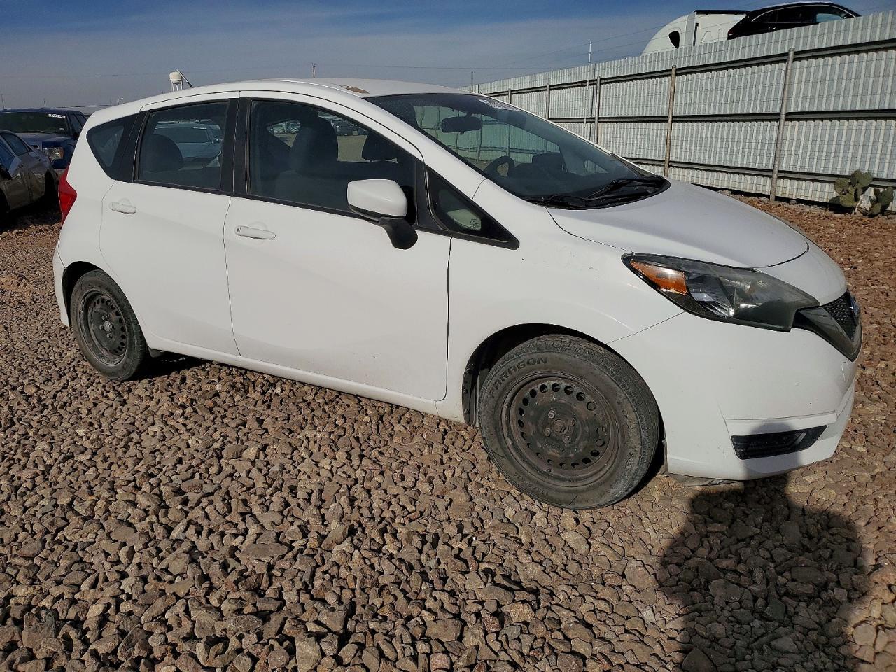 2017 NISSAN Versa Note