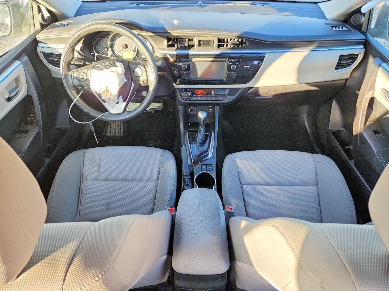 2015 TOYOTA COROLLA