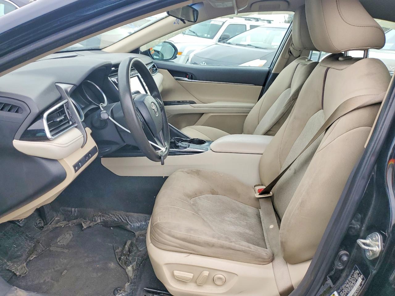2018 TOYOTA CAMRY
