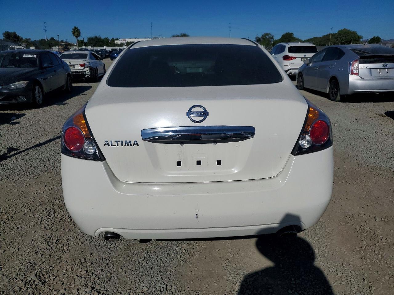 2011 NISSAN ALTIMA