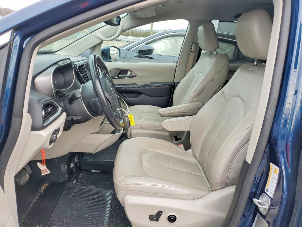 2021 CHRYSLER Pacifica