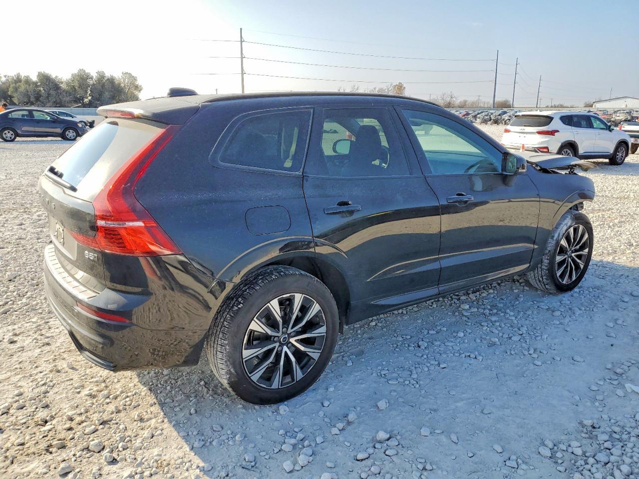 2024 VOLVO XC60
