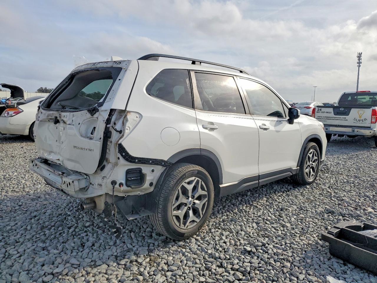 2020 SUBARU FORESTER
