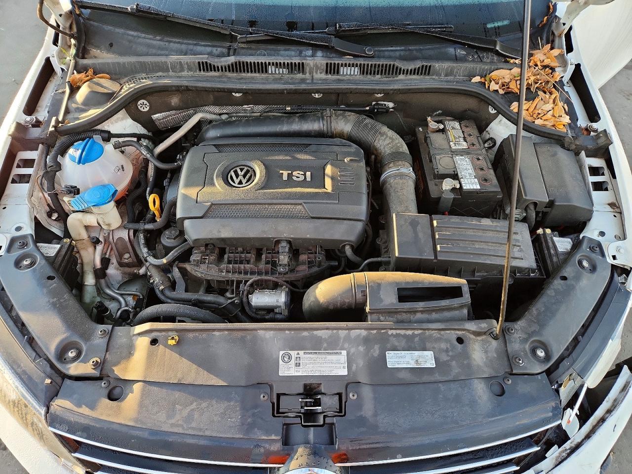 2016 VOLKSWAGEN JETTA
