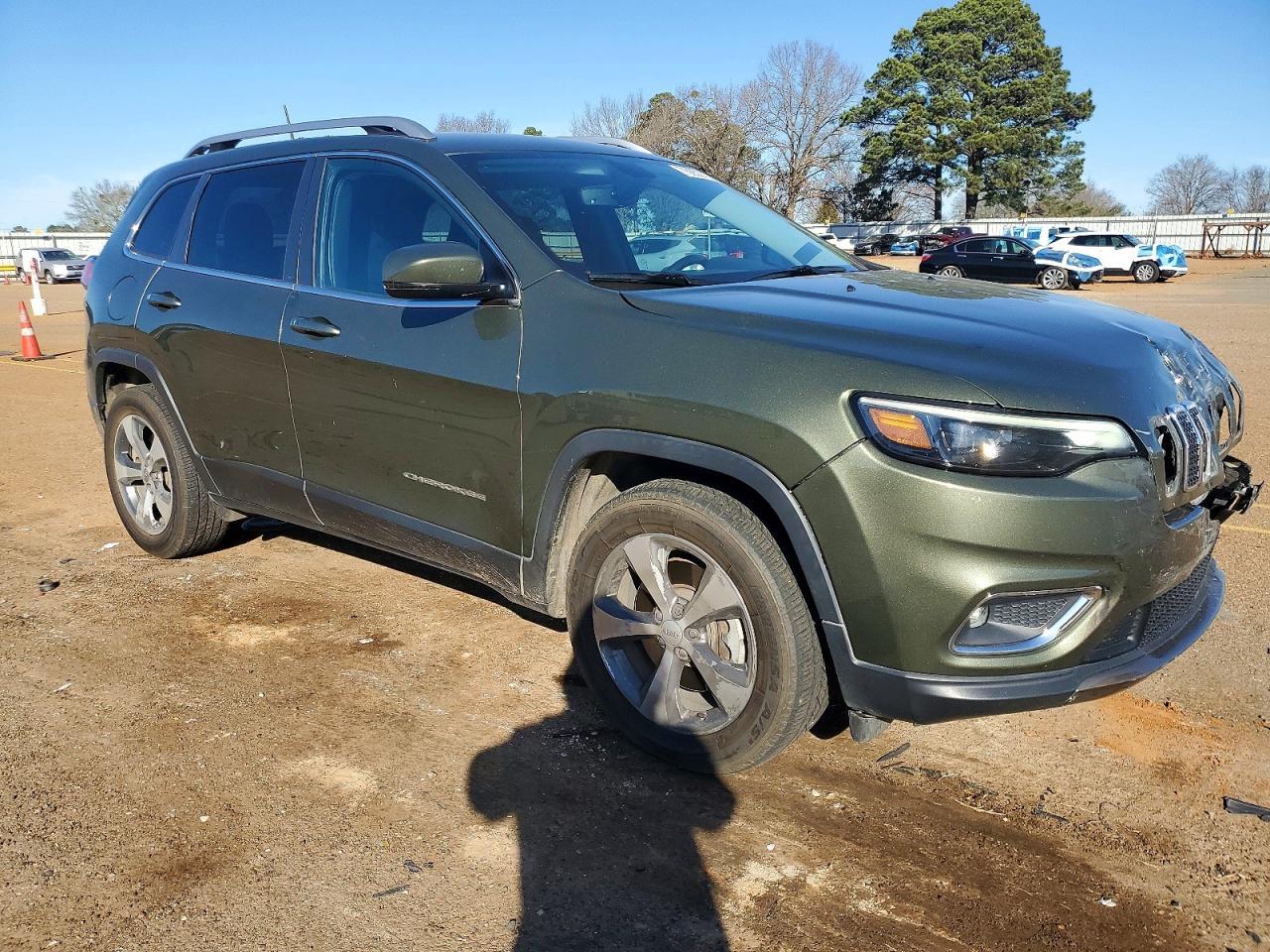 2019 JEEP CHEROKEE