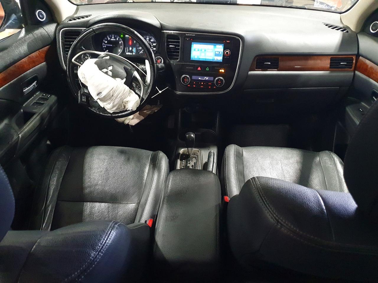 2014 MITSUBISHI outlander
