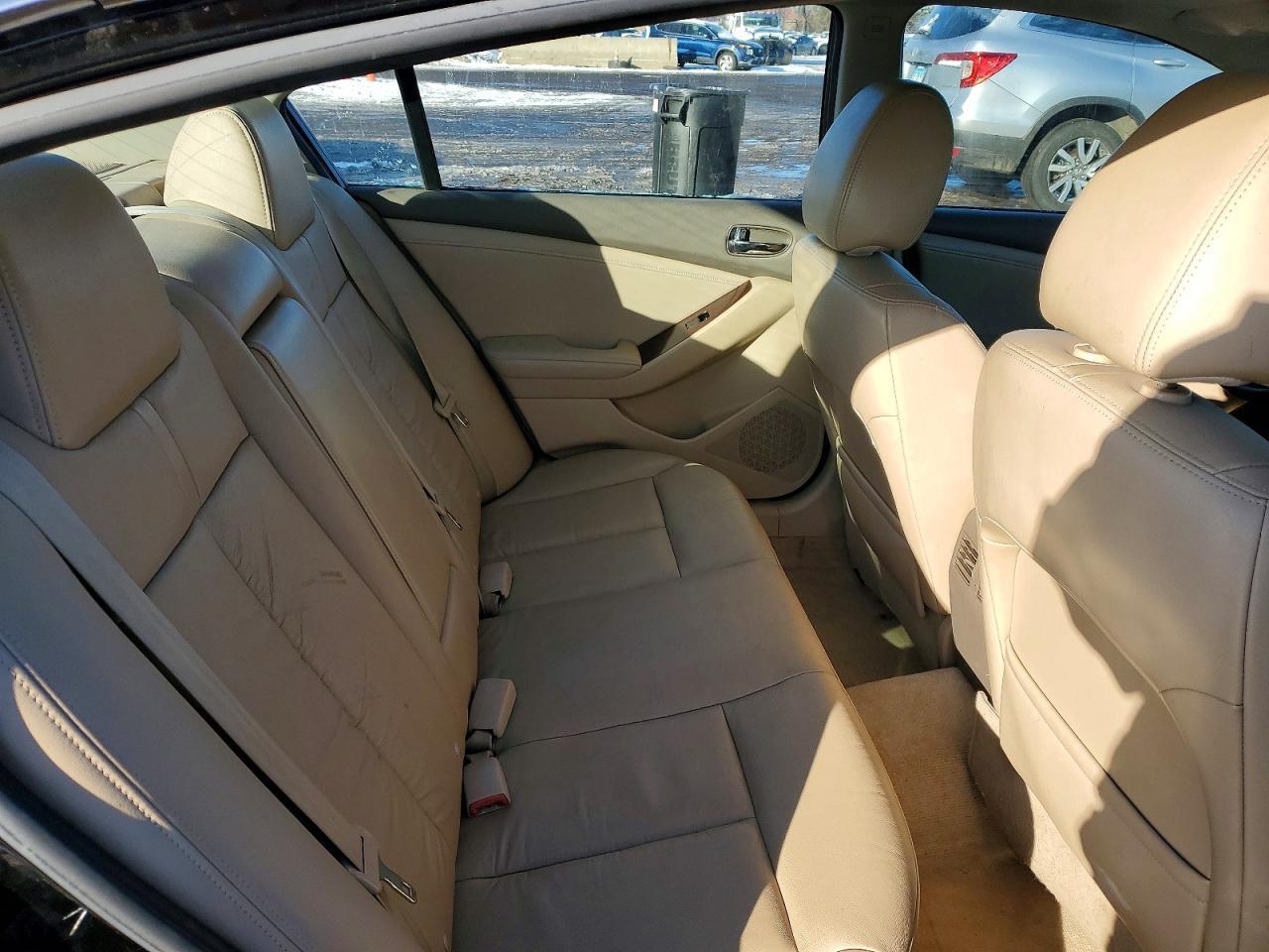 2011 NISSAN ALTIMA