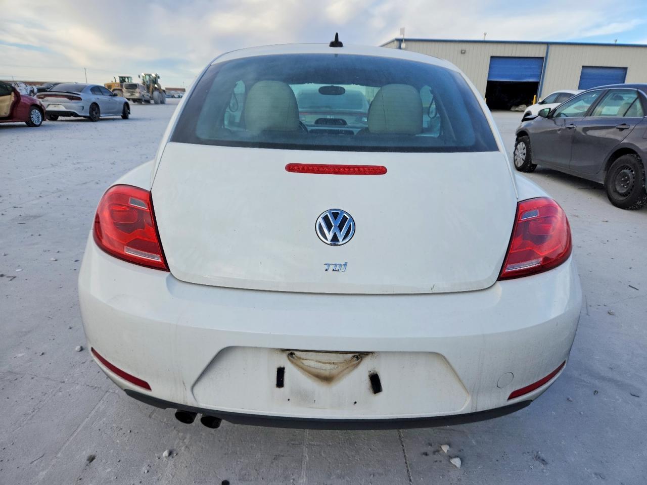 2013 VOLKSWAGEN Beetle