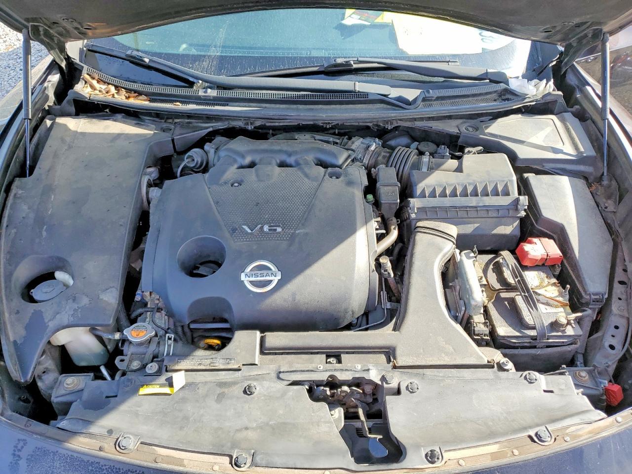 2014 NISSAN Maxima
