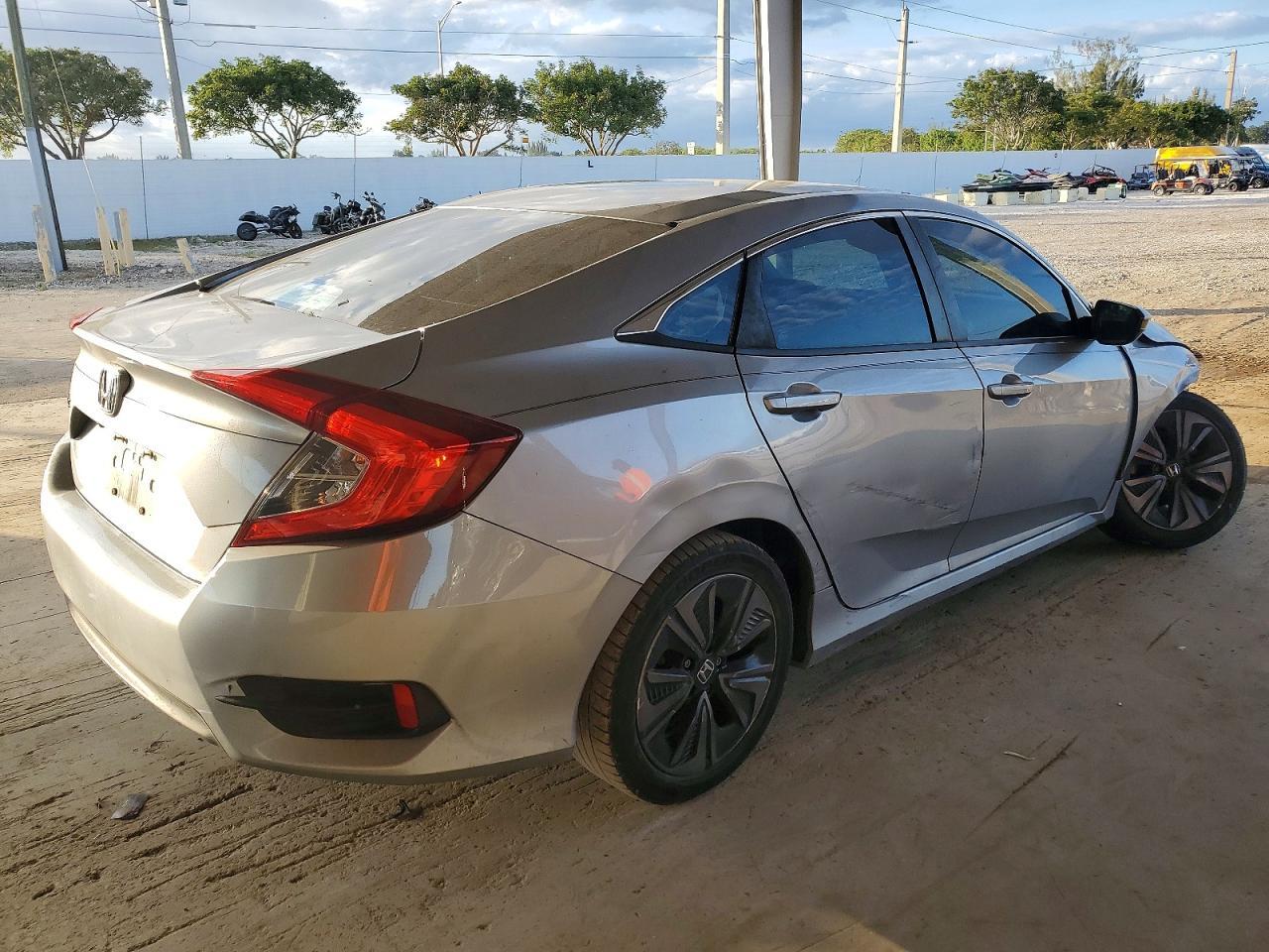2018 HONDA CIVIC