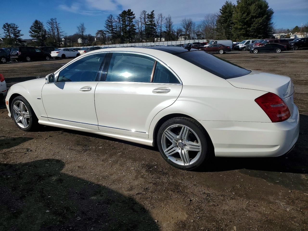 2012 MERCEDES-BENZ S-Class