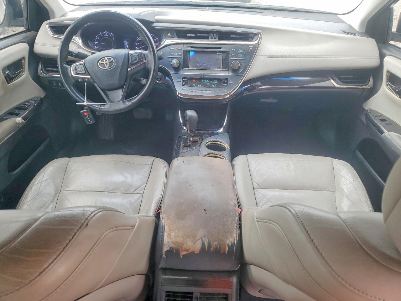 2013 TOYOTA Avalon