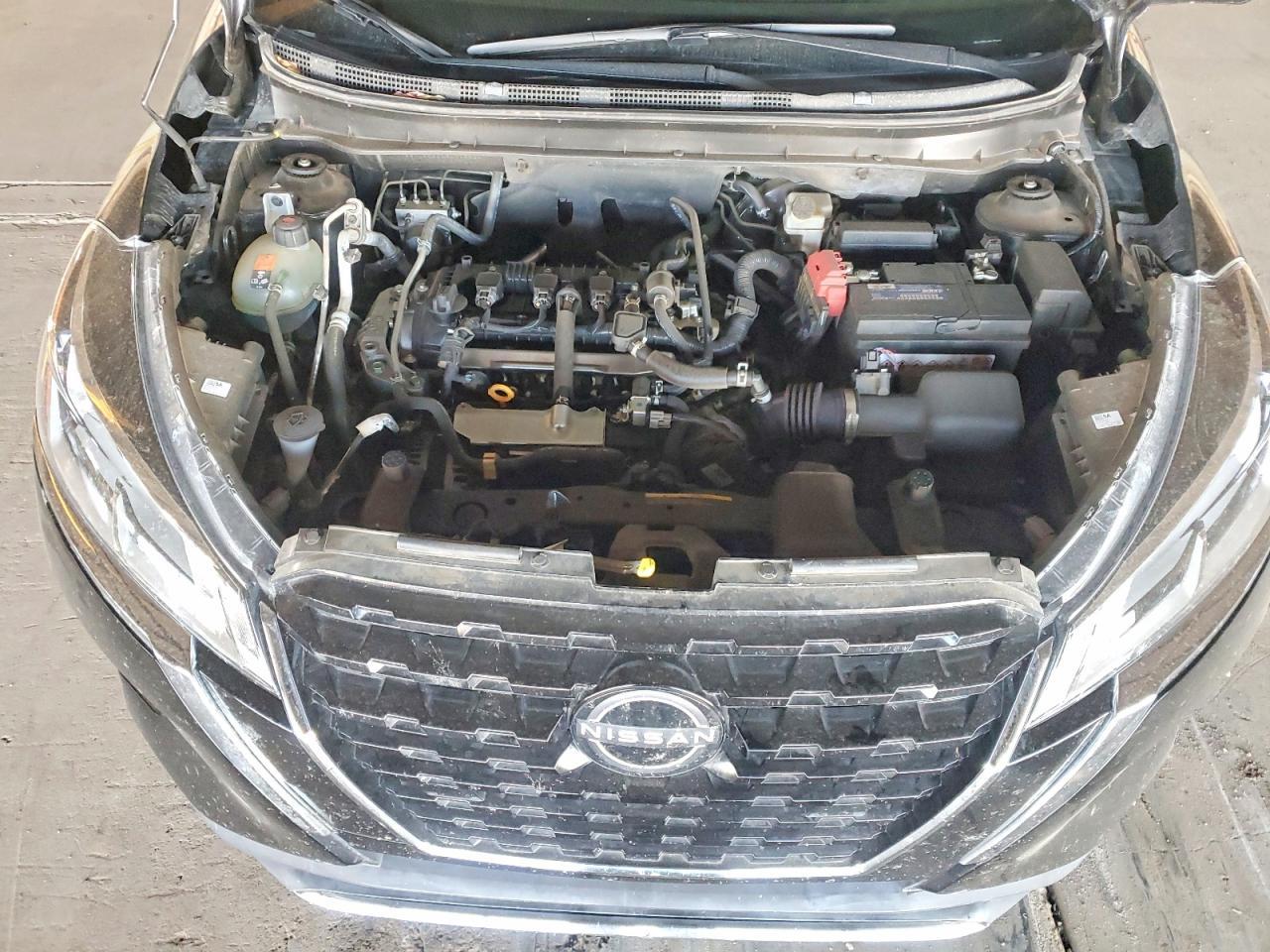 2024 NISSAN KICKS