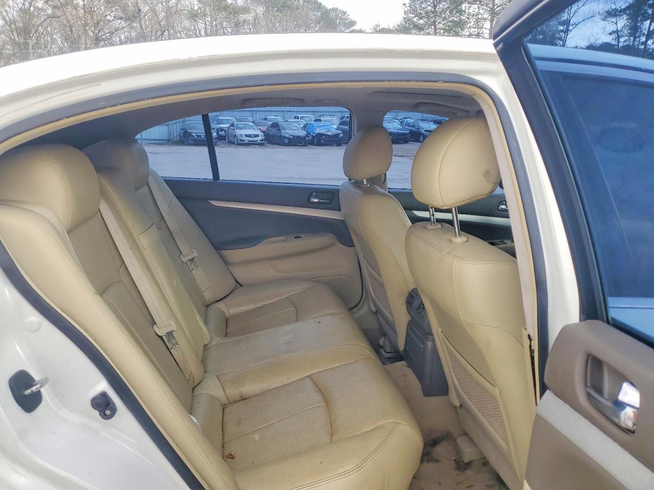 2009 INFINITI G37