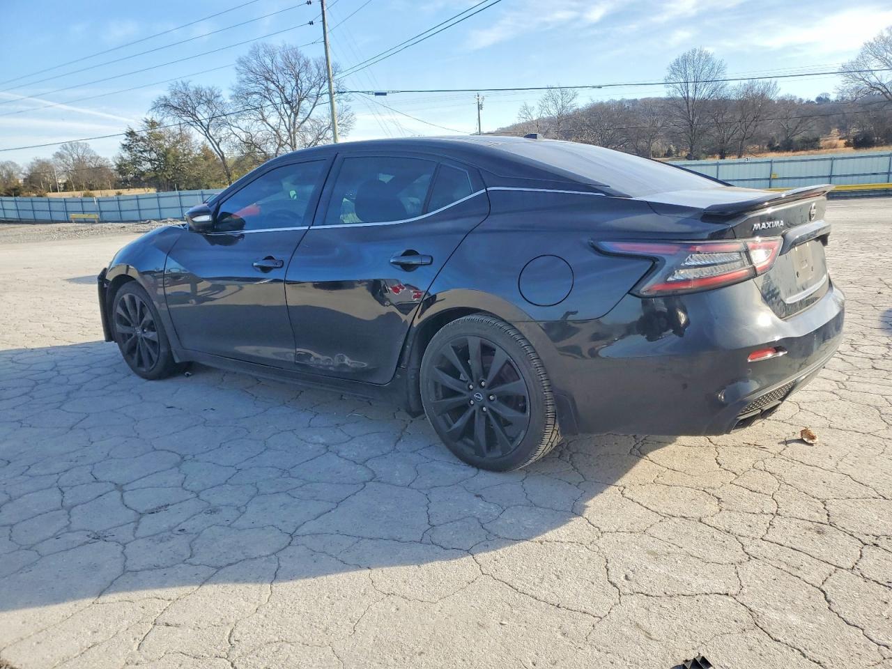 2023 NISSAN Maxima
