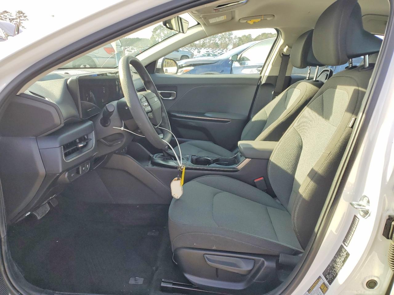 2025 KIA K4