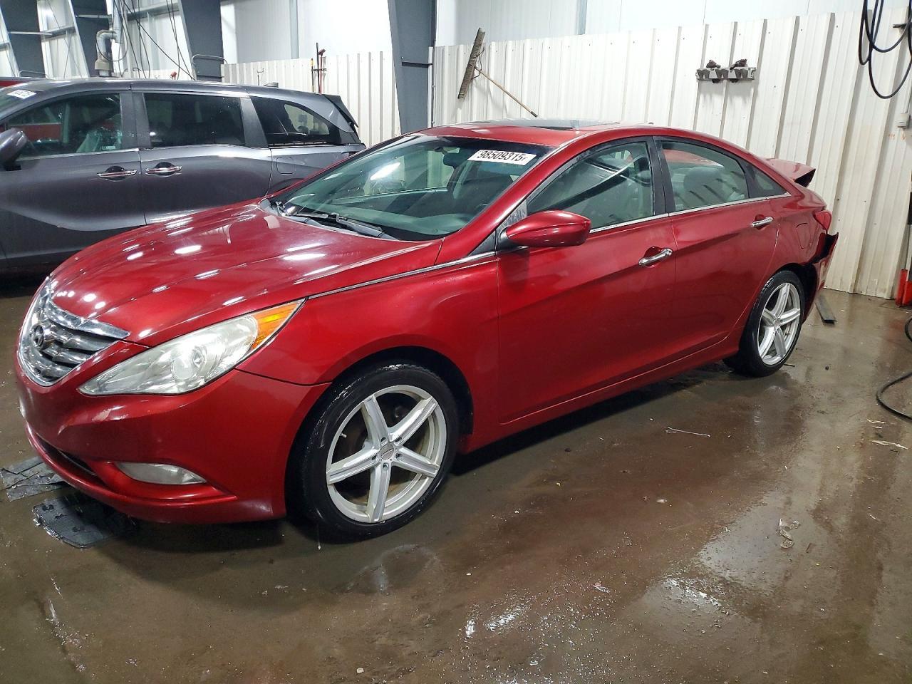 2011 HYUNDAI SONATA