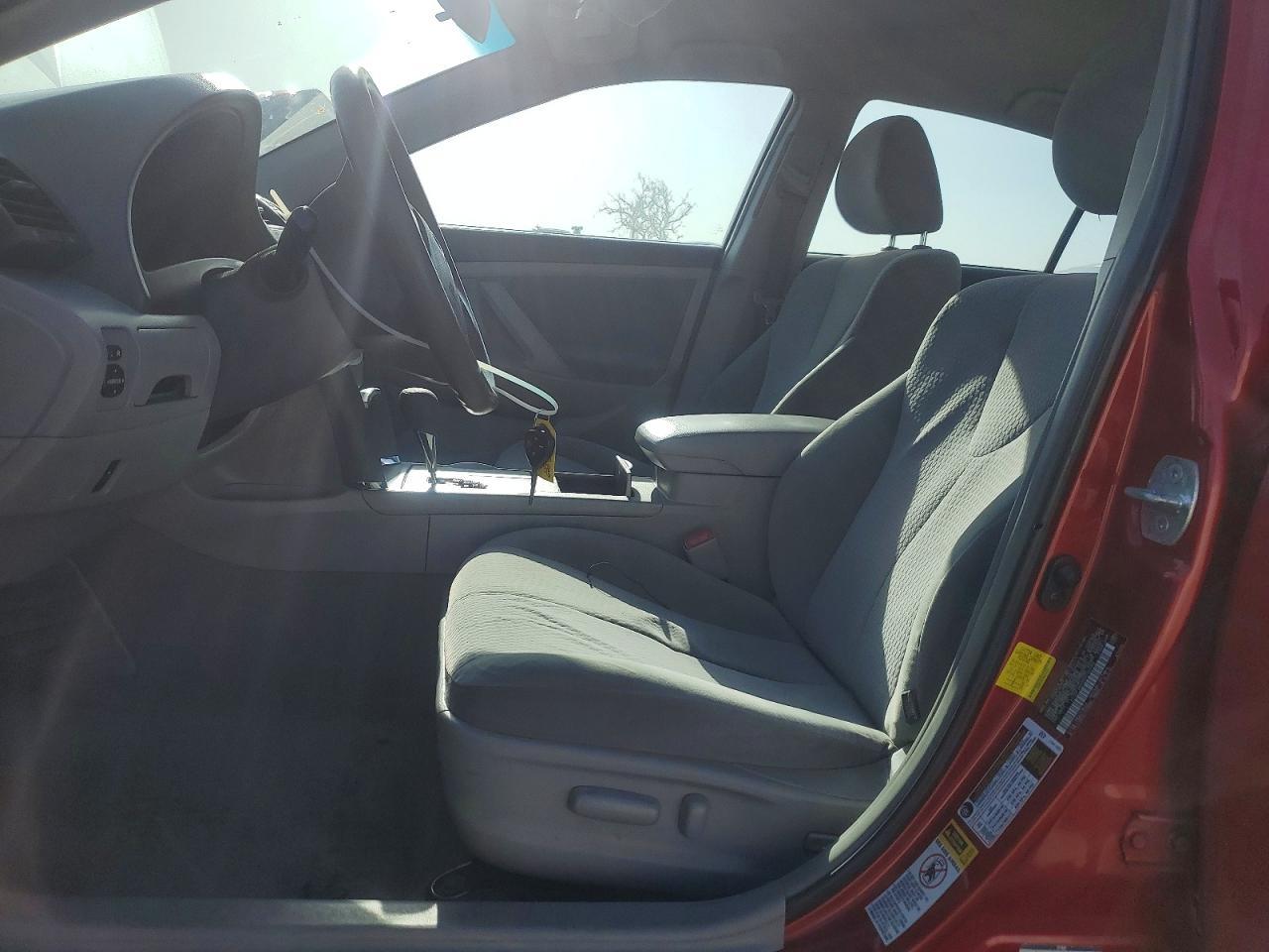 2011 TOYOTA CAMRY
