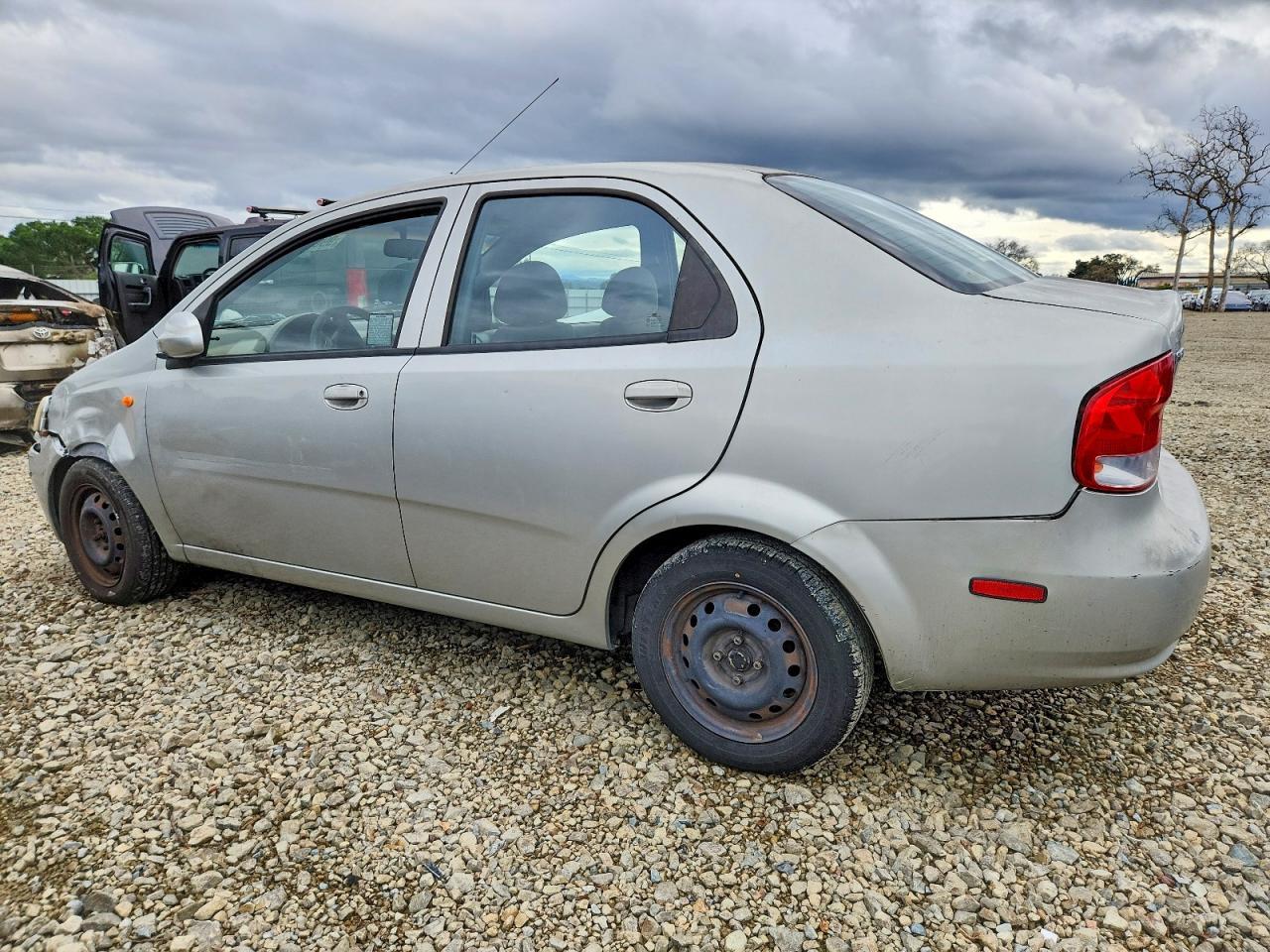 2004 CHEVROLET Aveo