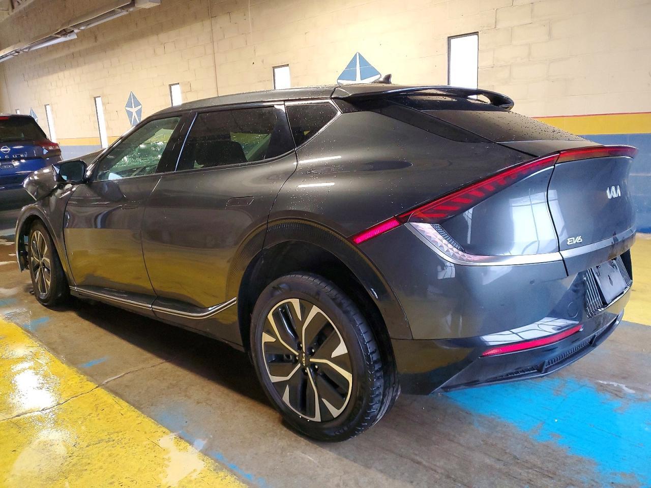 2023 KIA EV6
