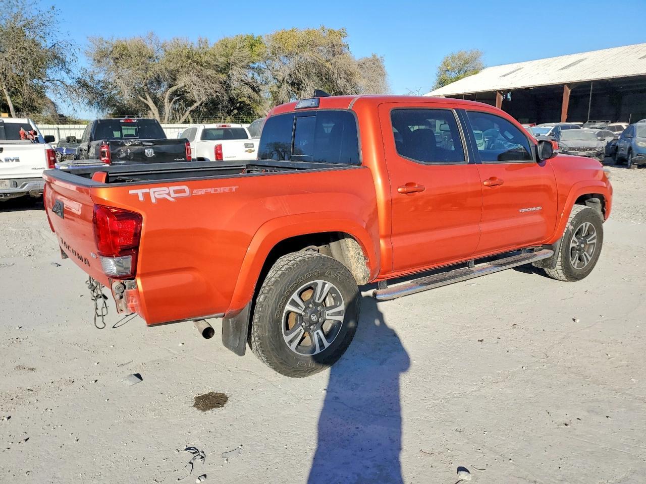 2017 TOYOTA TACOMA