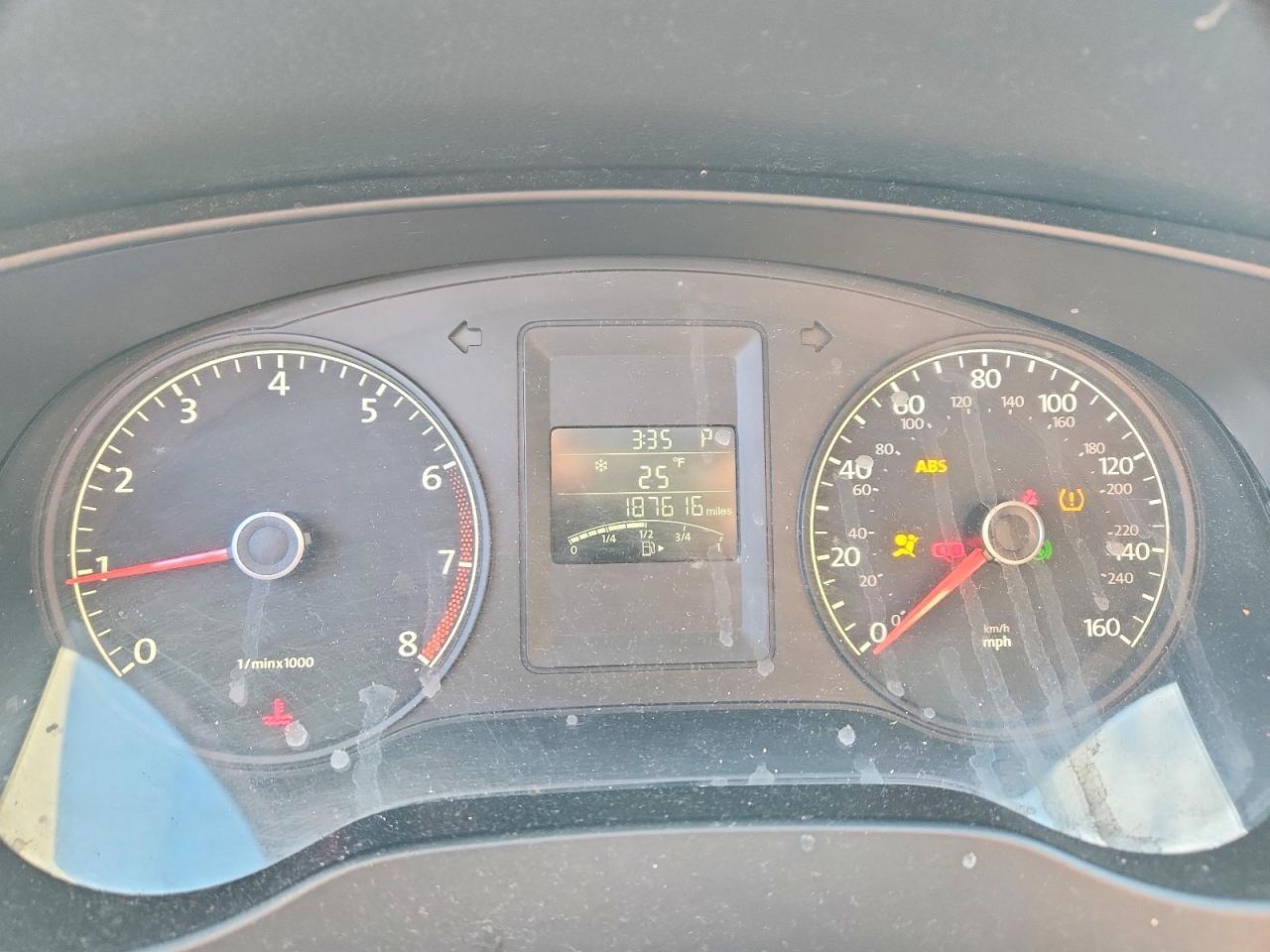 2011 VOLKSWAGEN JETTA