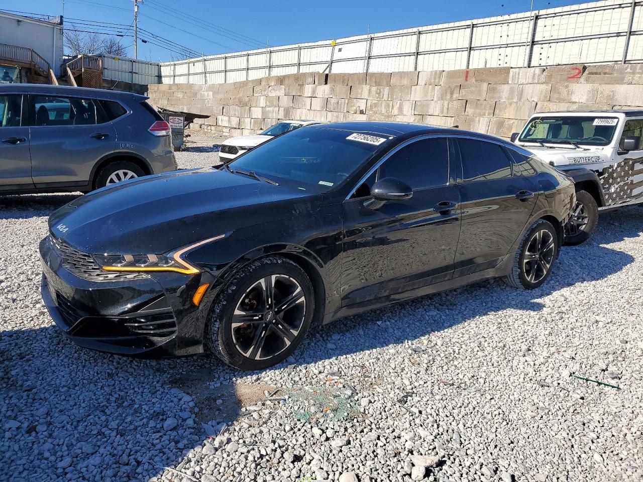 2022 KIA K5