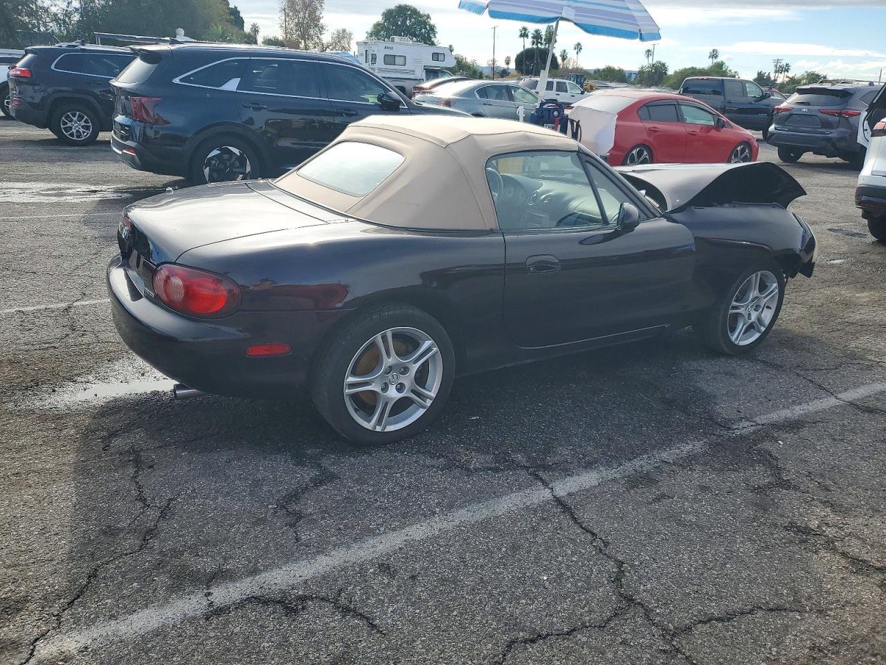 2005 MAZDA MX-5 Miata