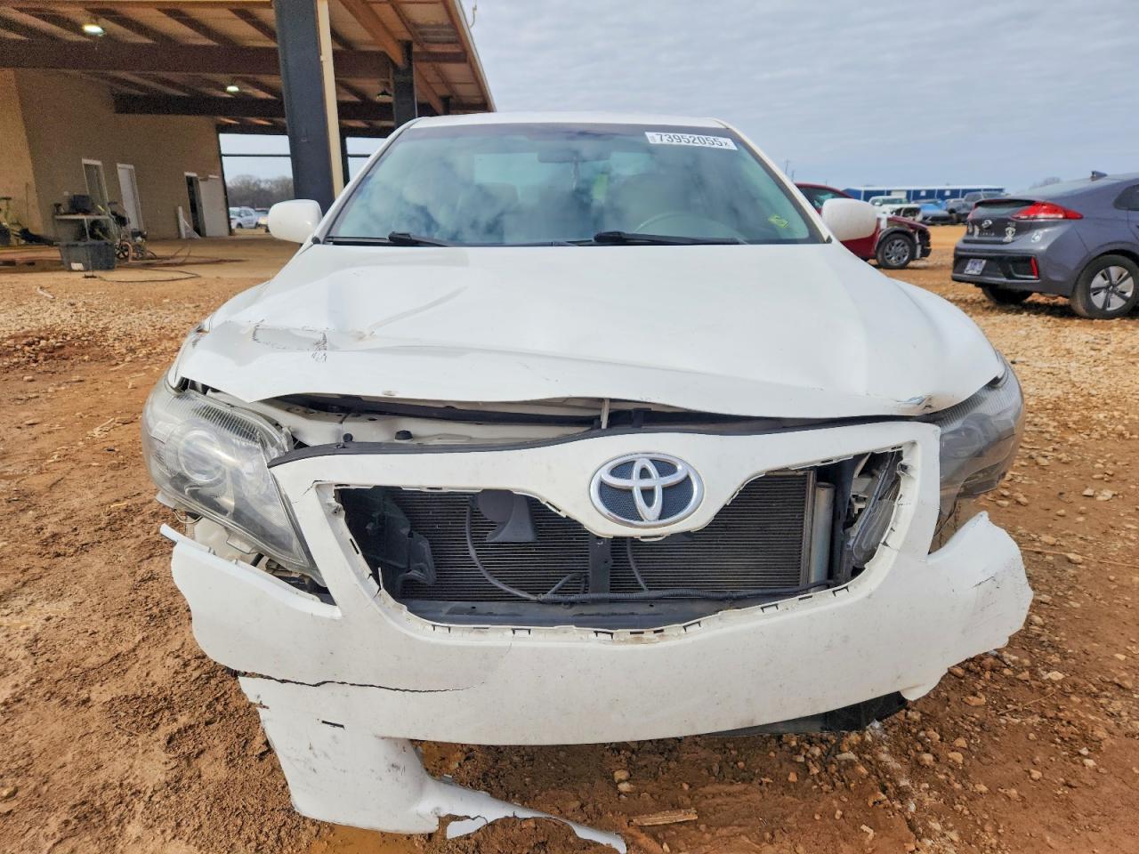 2011 TOYOTA CAMRY