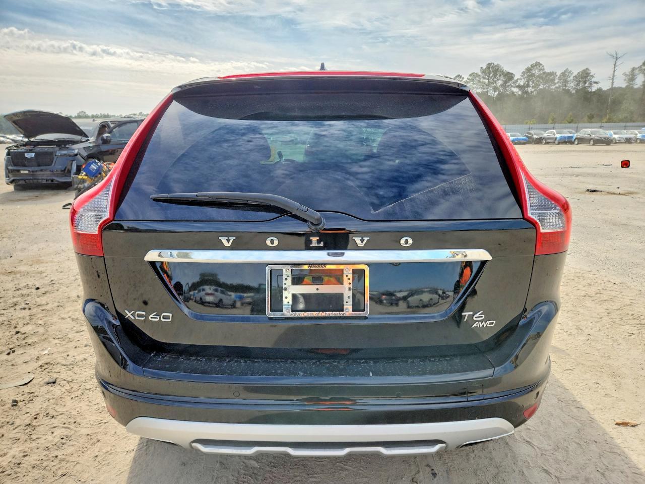 2017 VOLVO XC60