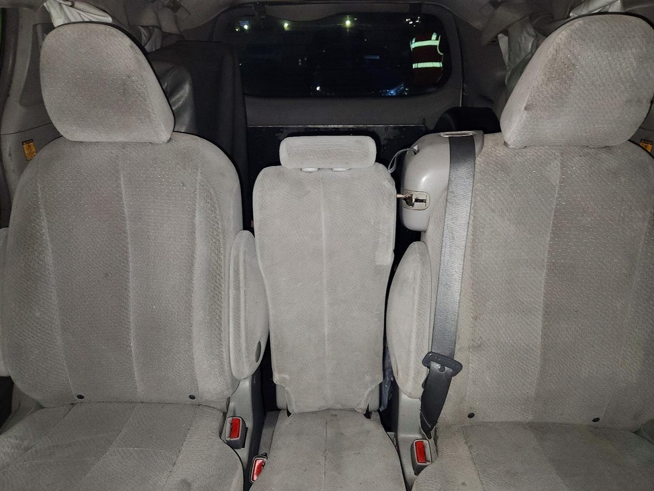 2013 TOYOTA SIENNA