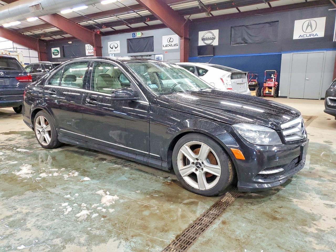 2011 MERCEDES-BENZ C-CLASS