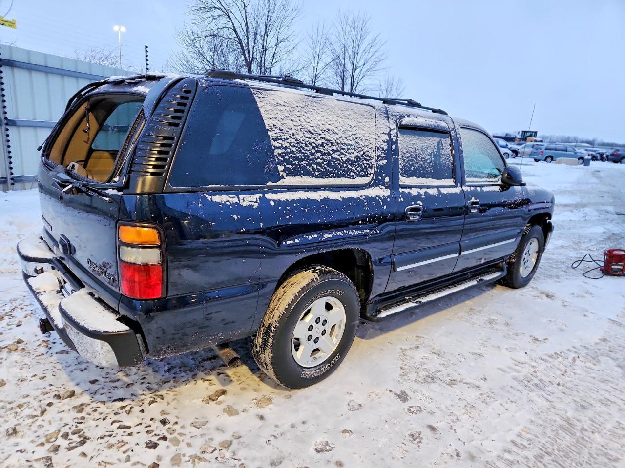 2004 CHEVROLET Suburban