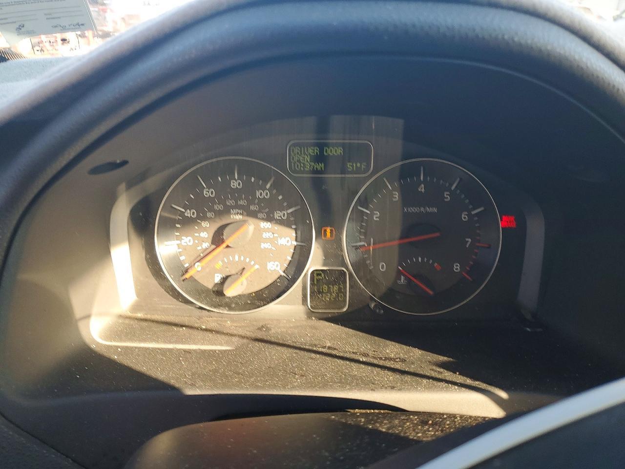 2010 VOLVO C30